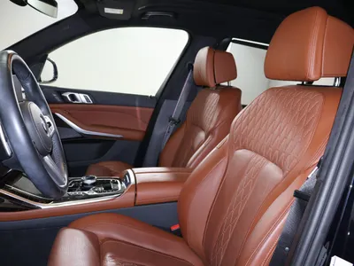 2024 BMW X Series 7 M kit