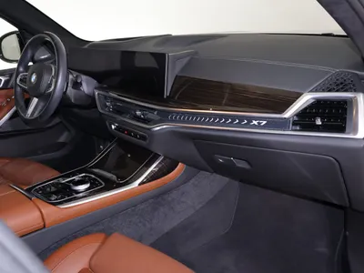 2024 BMW X Series 7 M kit