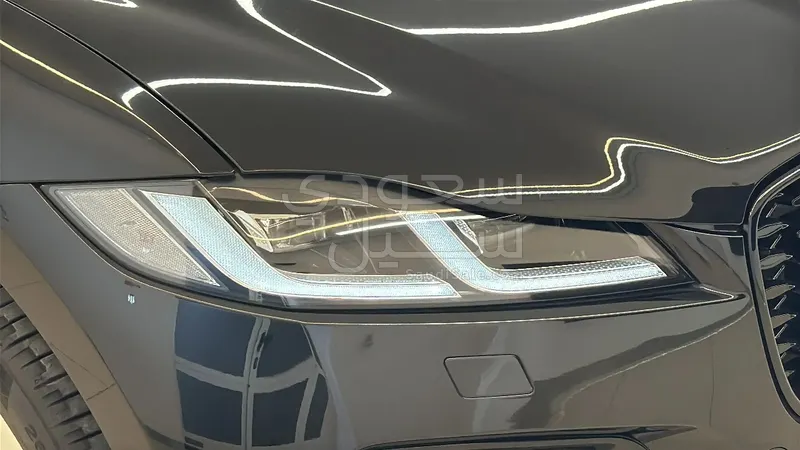 2024 جاكوار اف-بيس ار دايناميك