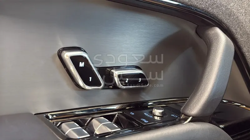 2024 لاند روفر رينج روفر سبورت اتش اس اي