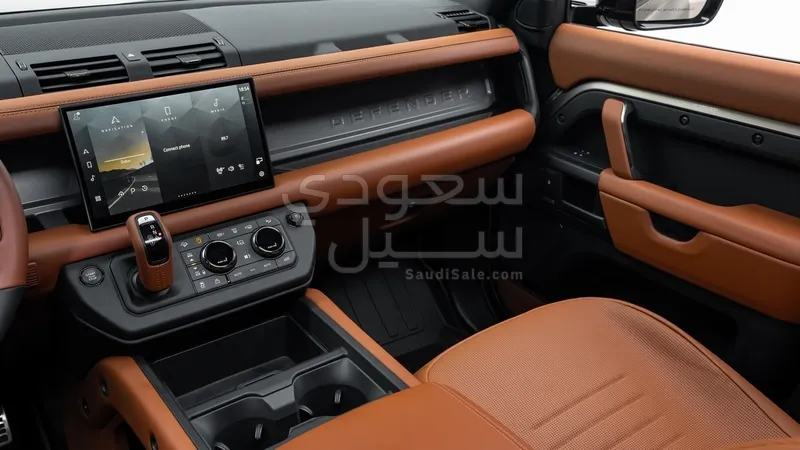 2025 لاند روفر ديفيندر اوكتا