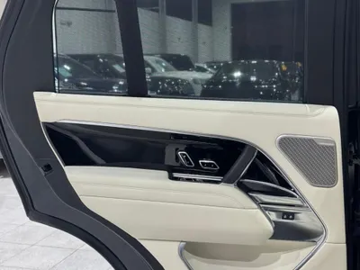 2023 لاند روفر رينج روفر اوتوبيوغرافي