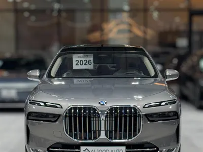 2026 بي ام دبليو الفئة السابعة 735أي