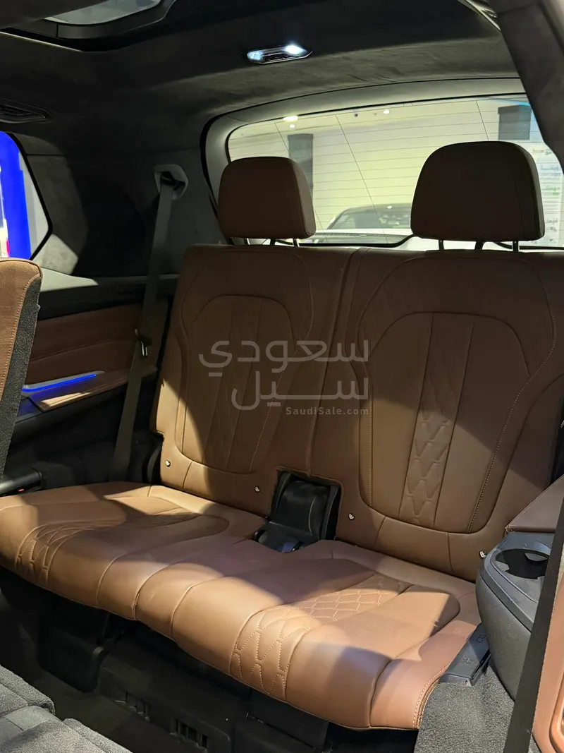 2020 بي ام دبليو الفئة اكس 7 إم كت