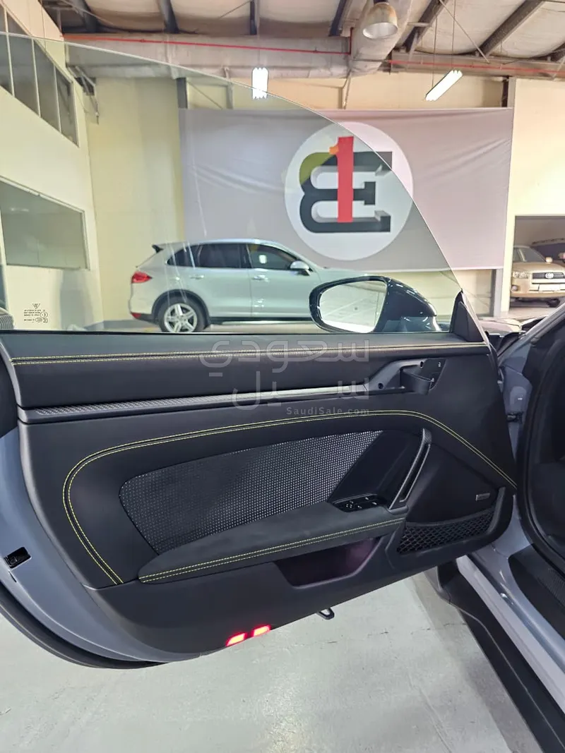 2024 بورش 911 جي تي 3 ار اس