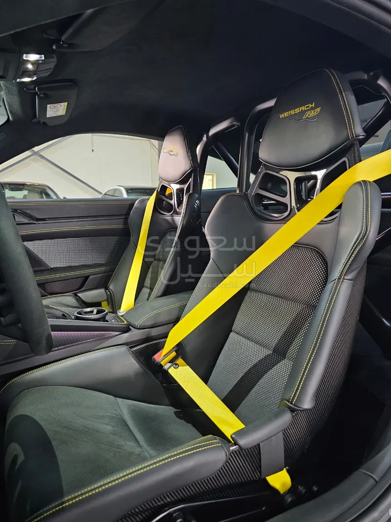 2024 بورش 911 جي تي 3 ار اس