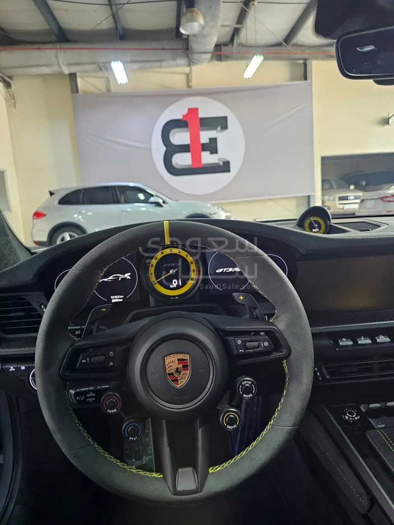 2024 بورش 911 جي تي 3 ار اس