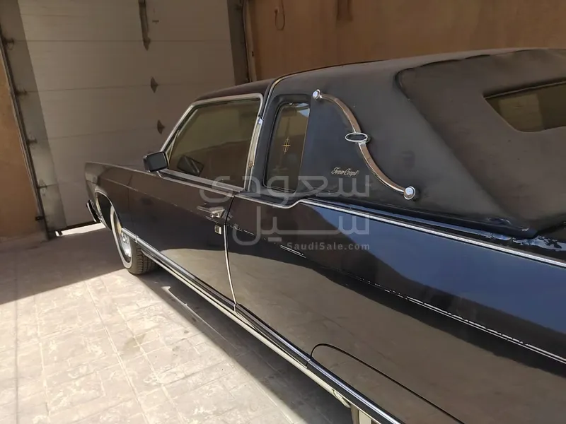 1977 Lincoln Continental