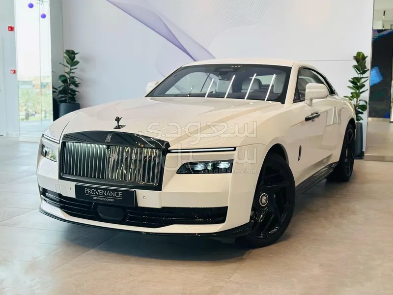 2025 رولز رويس سبيكتر بلاك بادج