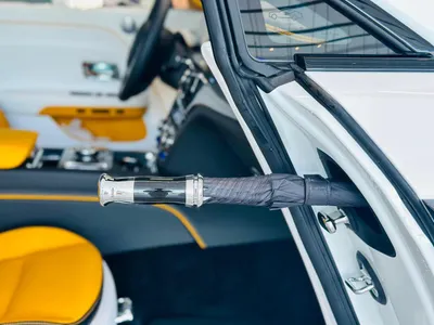 2025 رولز رويس سبيكتر بلاك بادج