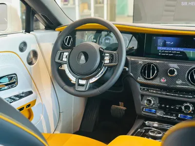 2025 رولز رويس سبيكتر بلاك بادج