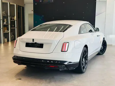 2025 رولز رويس سبيكتر بلاك بادج