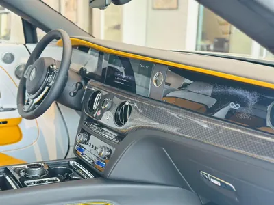 2025 رولز رويس سبيكتر بلاك بادج