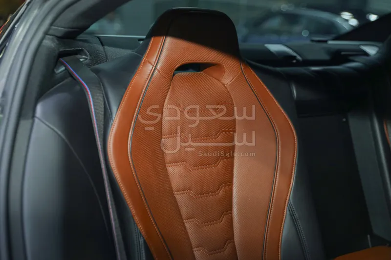 2023 بي ام دبليو الفئة الثامنة 840 أي إم