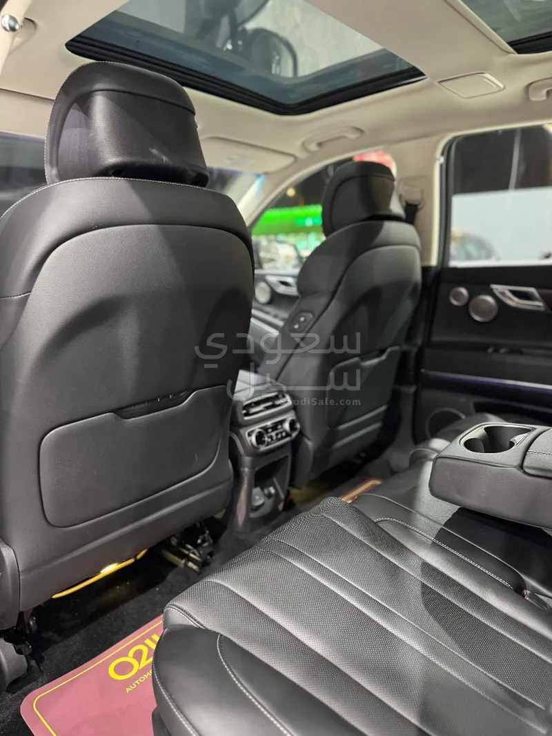 2023 Genesis GV 80