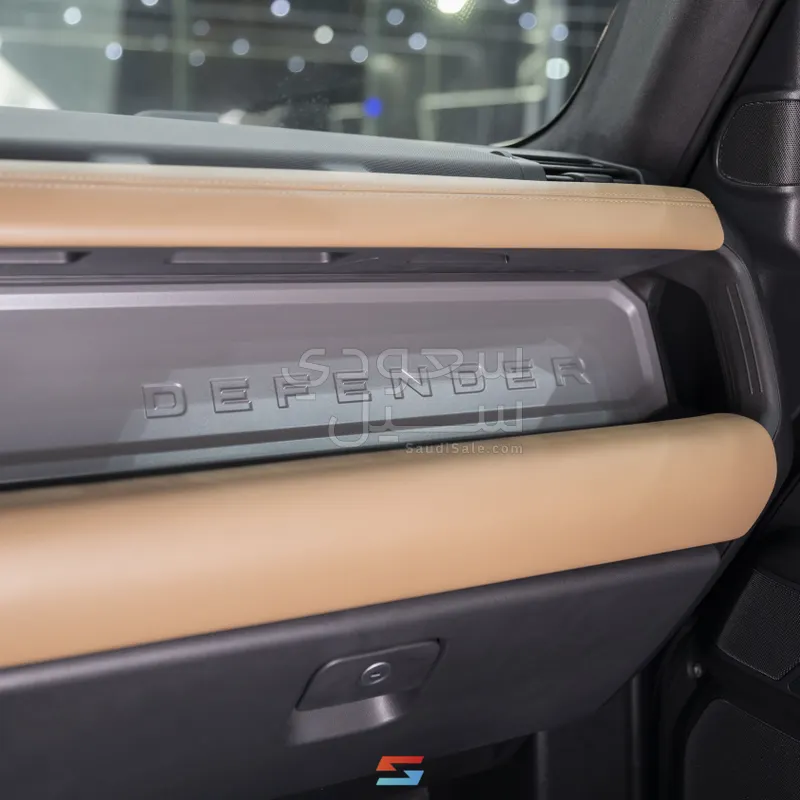2025 Land Rover Defender 110