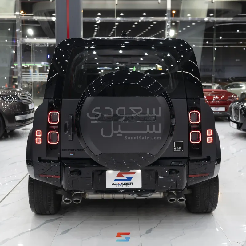 2025 Land Rover Defender 110