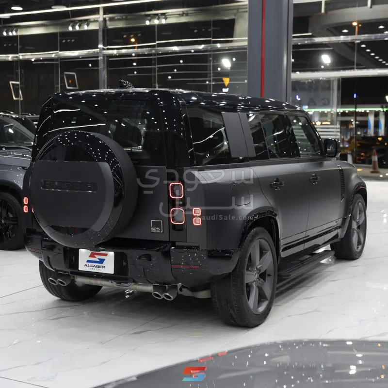 2025 Land Rover Defender 110