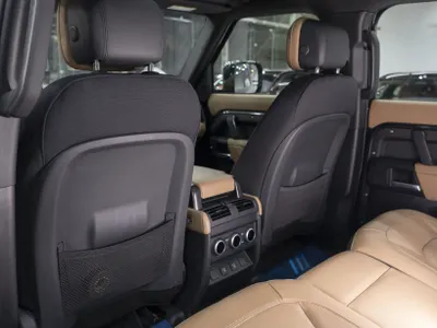2025 Land Rover Defender 110
