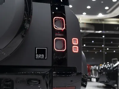 2025 Land Rover Defender 110