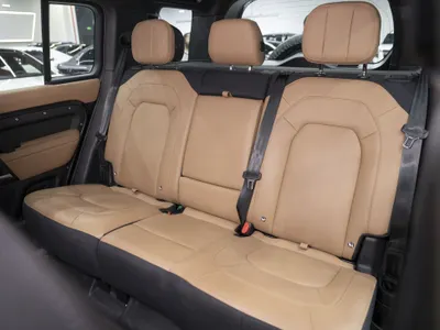 2025 Land Rover Defender 110