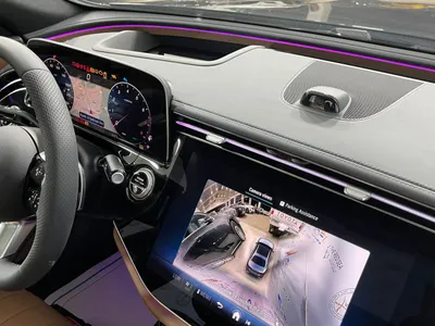 2025 مرسيدس - بنز إي 200
