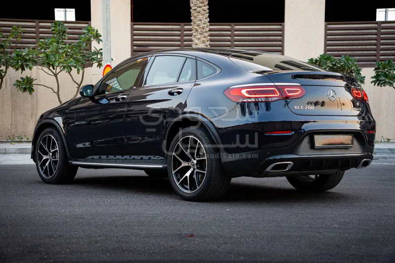 2023 Mercedes-Benz GLC 200