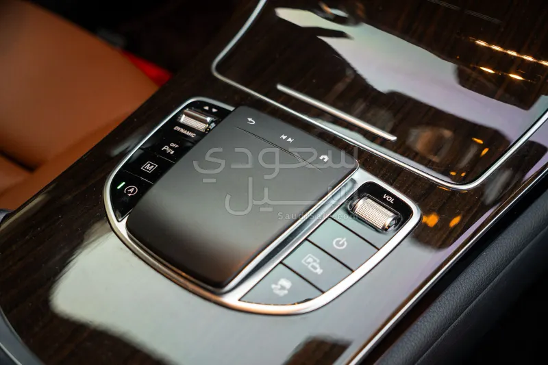 2023 Mercedes-Benz GLC 200