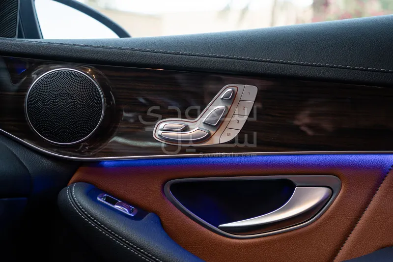 2023 Mercedes-Benz GLC 200