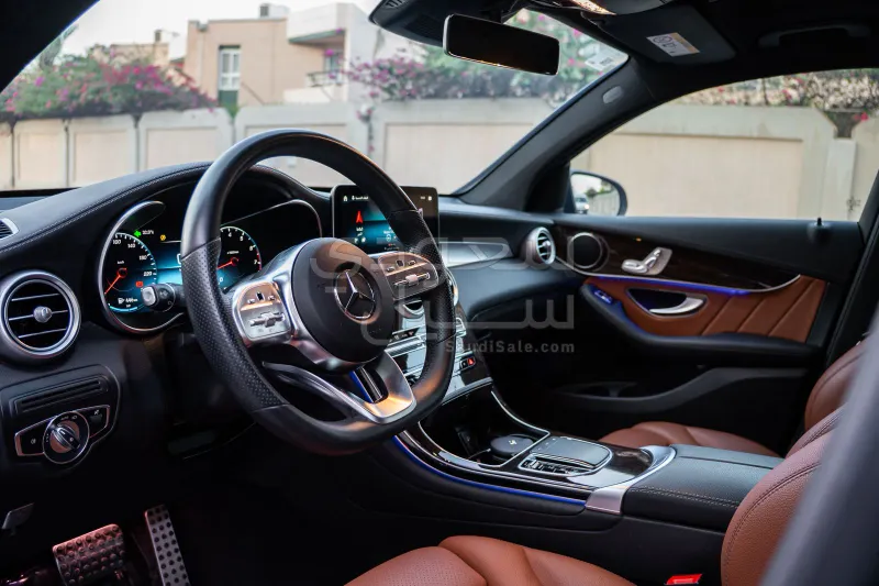 2023 Mercedes-Benz GLC 200