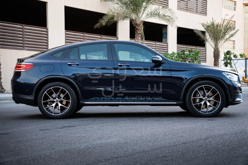 2023 Mercedes-Benz GLC 200