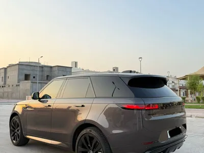 2025 لاند روفر رينج روفر سبورت اتش اس اي