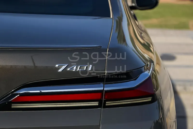 2023 بي ام دبليو الفئة السابعة 740أي