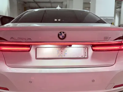 2020 بي ام دبليو الفئة السابعة 750 إل أي