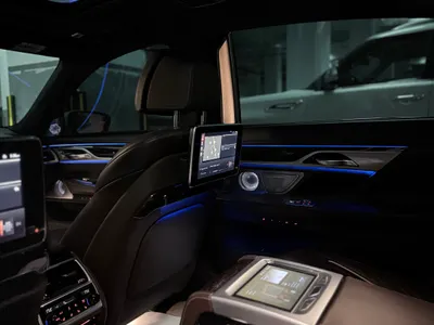 2020 بي ام دبليو الفئة السابعة 750 إل أي
