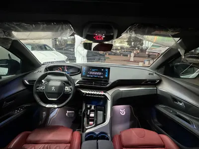 2025 Peugeot 5008 GT Line