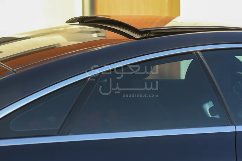 2023 مرسيدس - بنز إي 200 أي إم جي