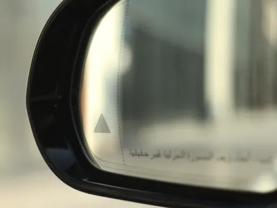 2023 مرسيدس - بنز إي 200 أي إم جي