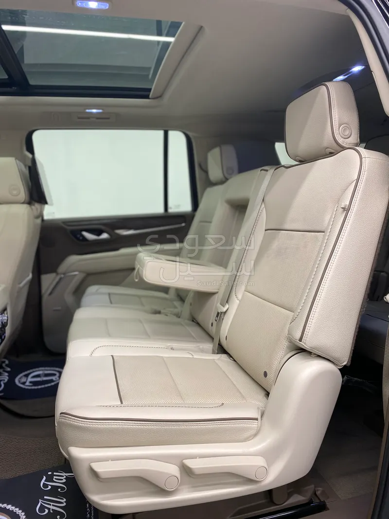2022 GMC Yukon Denali XL