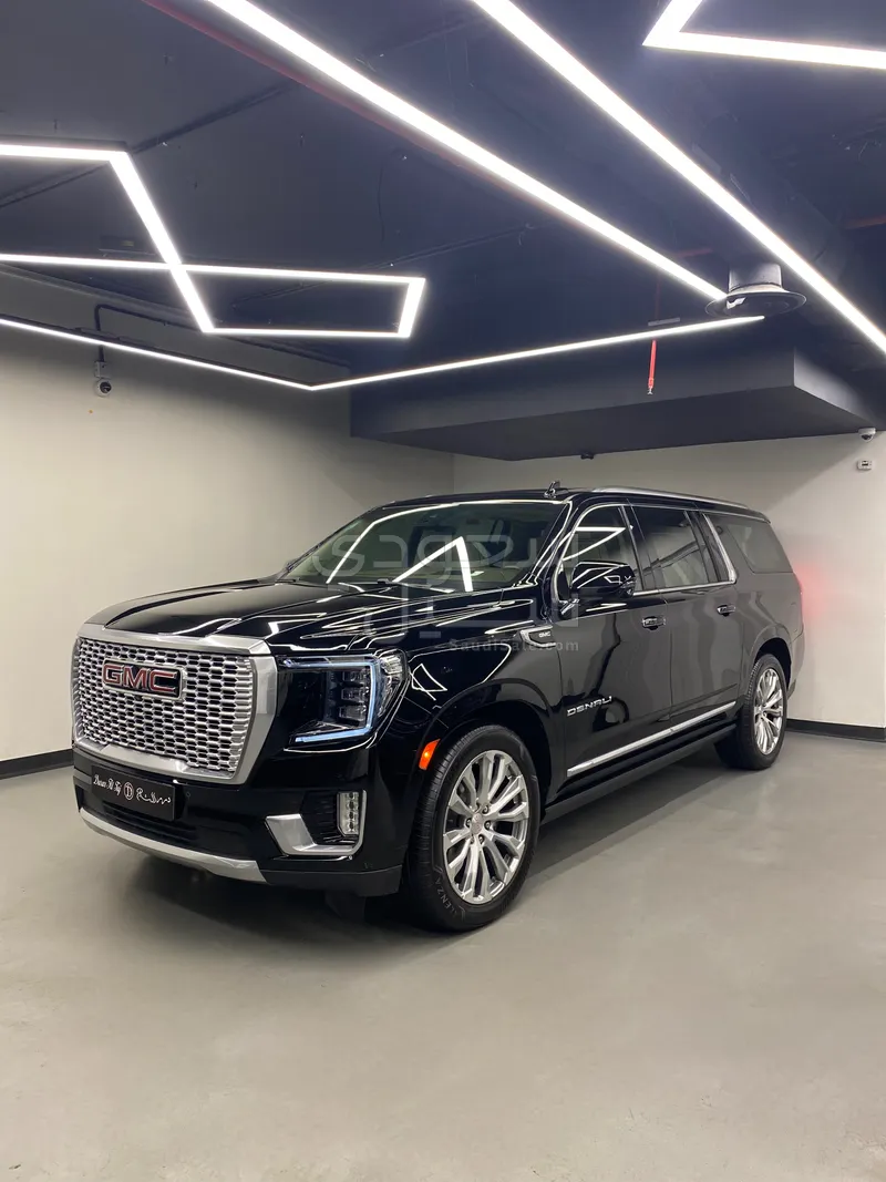 2022 GMC Yukon Denali XL