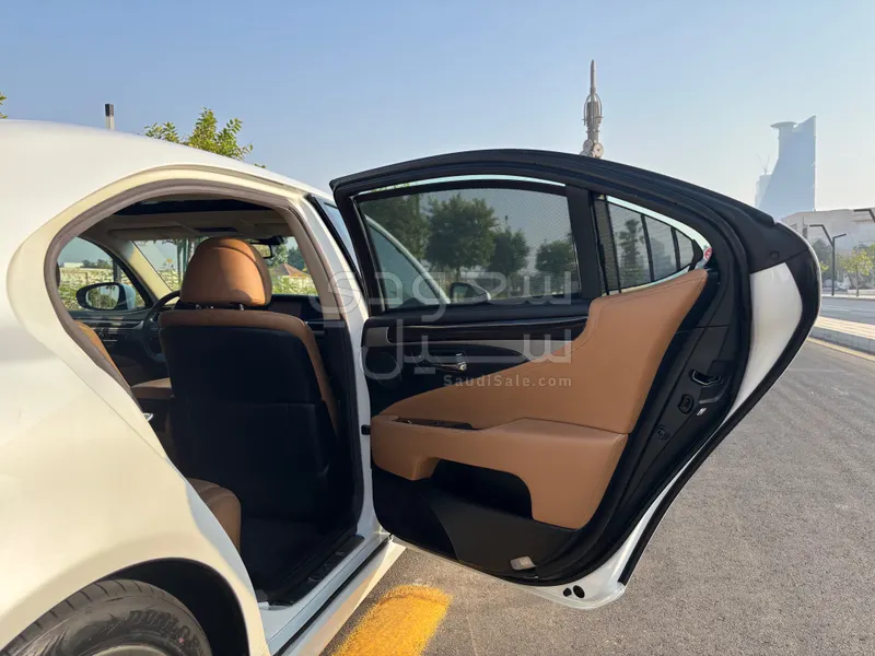 2013 Lexus LS 460 L