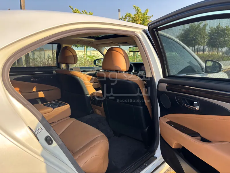 2013 Lexus LS 460 L
