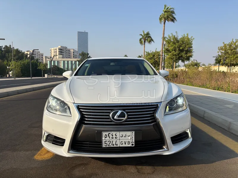 2013 Lexus LS 460 L