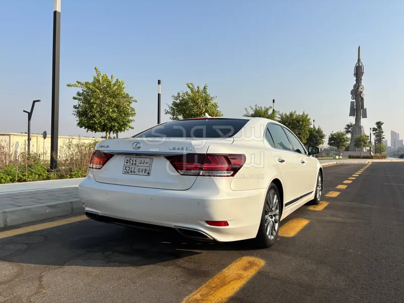 2013 Lexus LS 460 L