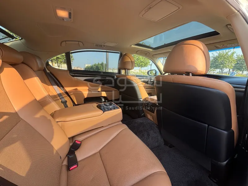 2013 Lexus LS 460 L