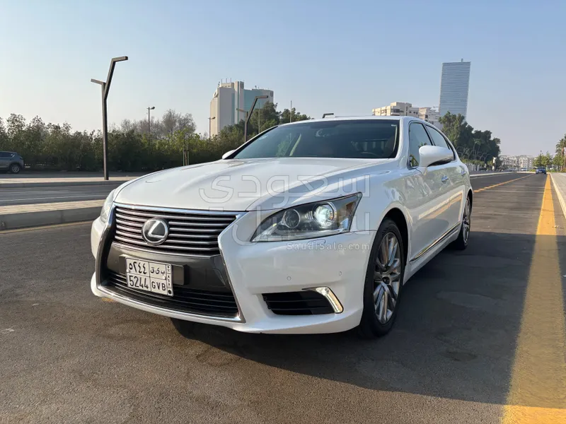2013 Lexus LS 460 L