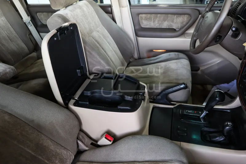 1999 Toyota Land Cruiser VXR
