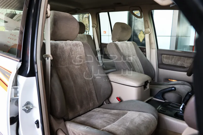 1999 Toyota Land Cruiser VXR