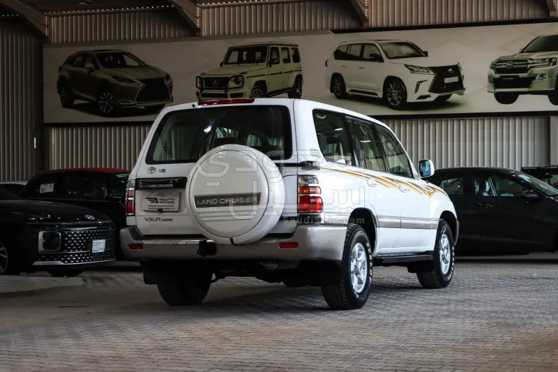 1999 Toyota Land Cruiser VXR