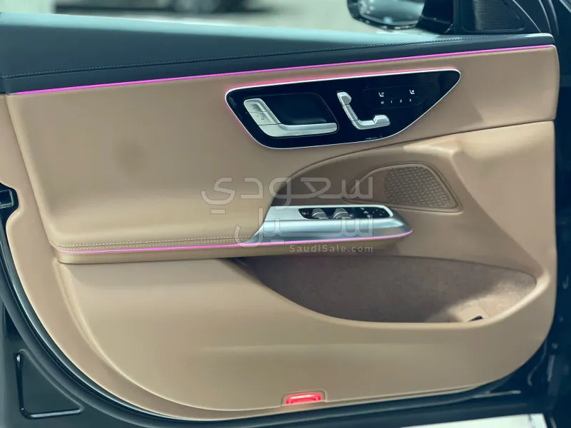 2025 مرسيدس - بنز في 250